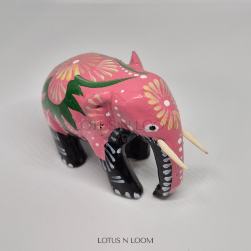 Wooden Elephant statue - Pink - Image 1